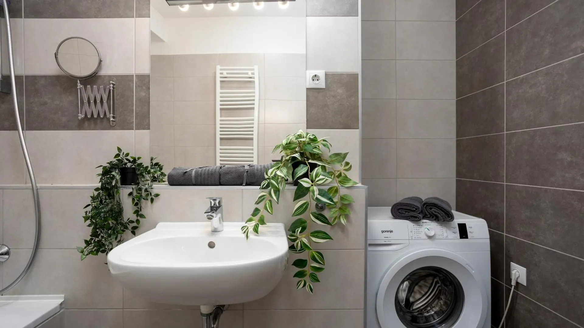 Luxury Atrium Residences Budapest Apartment